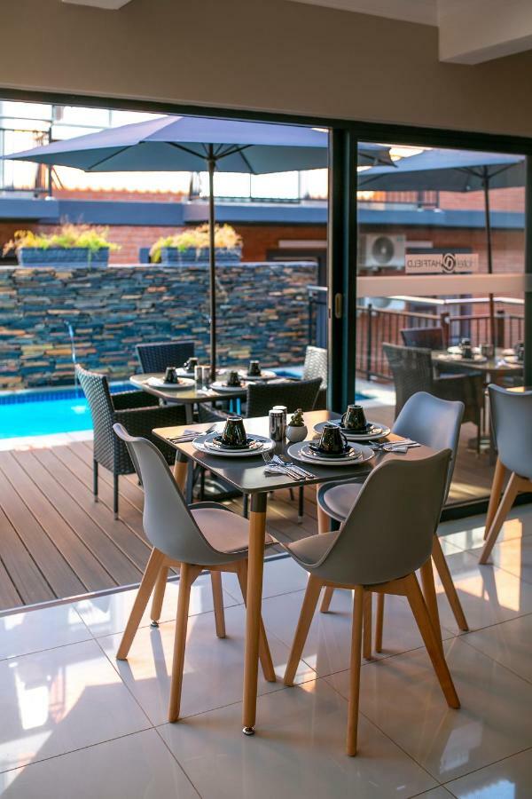 Hotel At Hatfield Apartments Pretoria-Noord Εξωτερικό φωτογραφία